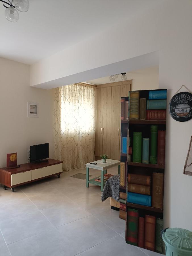 Kalamitsi 2 Floor Apartment Kalamitsion Alexandrou Exterior photo